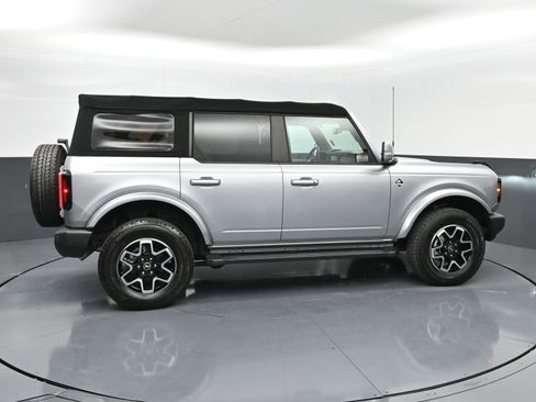 Used 2021 Ford Bronco Outer Banks image 27