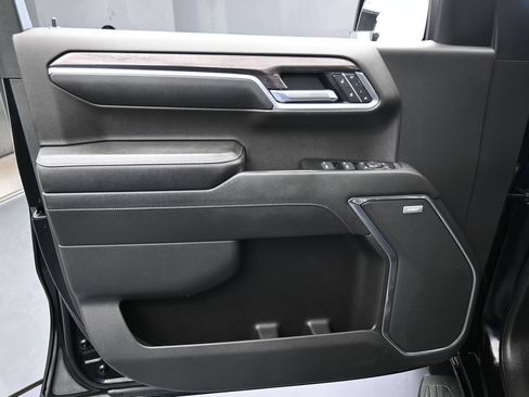 Used 2022 Chevrolet Silverado 1500 LTZ RWD image 13
