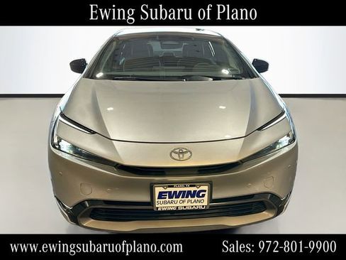 Used 2024 Toyota Prius XLE FWD image 2