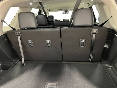 New 2025 Honda Pilot EX-L image 30