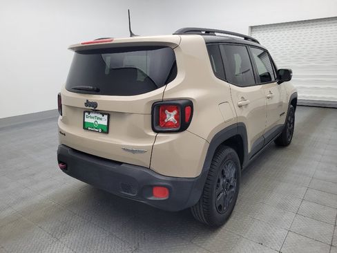 Used 2017 Jeep Renegade Trailhawk image 9