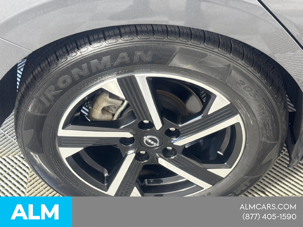 Used 2024 Nissan Sentra SV FWD image 20