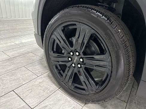 New 2026 GMC Acadia Elevation image 34