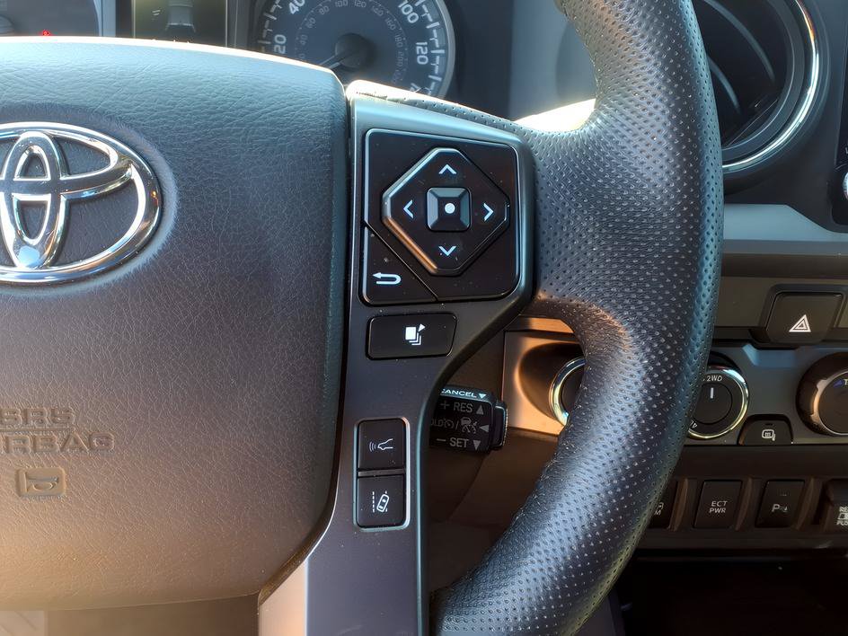 Certified 2023 Toyota Tacoma TRD Off-Road w/ Technology Package AWD/4WD image 25