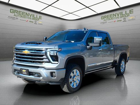 Used 2024 Chevrolet Silverado 2500 High Country w/ High Country Premium Package AWD/4WD image 1