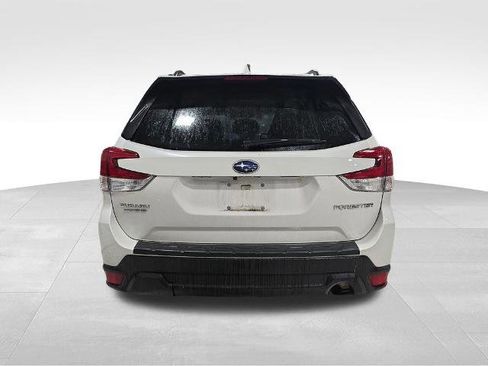 Used 2019 Subaru Forester Premium w/ All-Weather Package AWD/4WD image 7