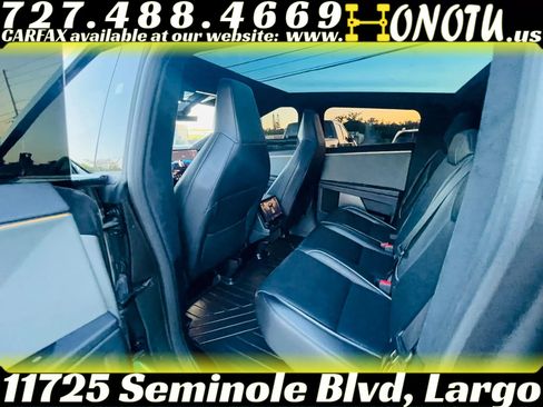 Used 2024 Tesla Cybertruck AWD Crew Cab image 14