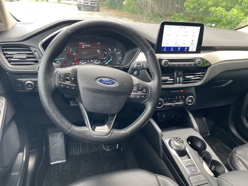 Used 2020 Ford Escape SEL FWD image 19
