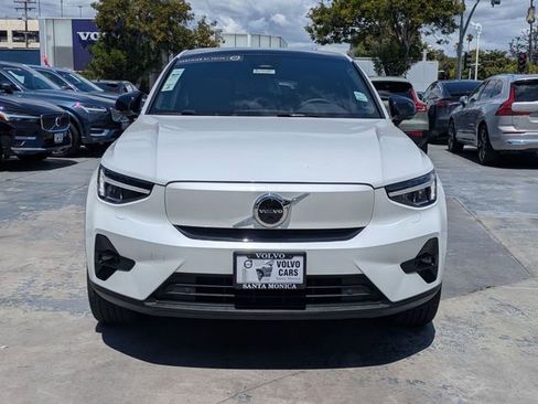 Certified 2023 Volvo C40 P8 Recharge Plus w/ Climate Package AWD/4WD image 8