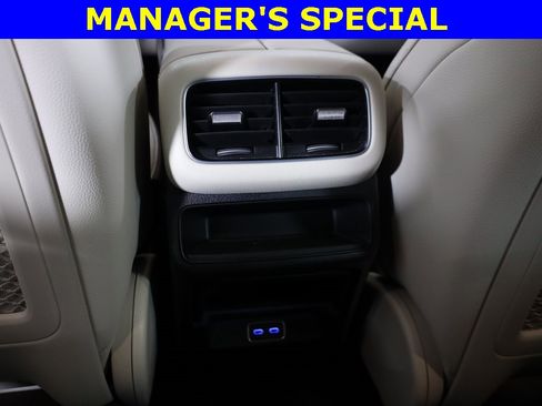 Used 2025 Mercedes-Benz GLE 350 4MATIC image 35