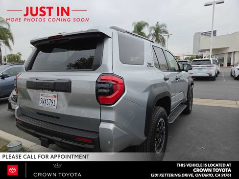 Used 2026 Toyota 4Runner TRD Off-Road AWD/4WD image 2