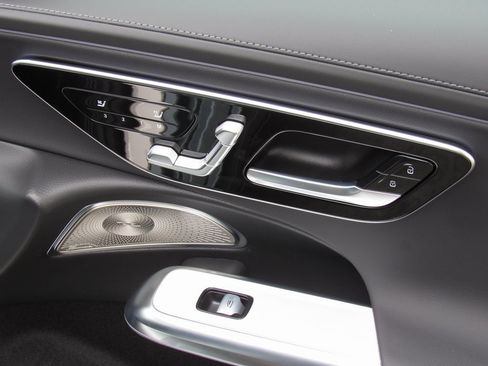 Certified 2024 Mercedes-Benz E 350 4MATIC Sedan image 22