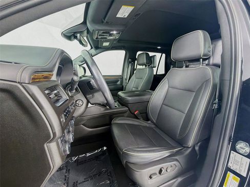 Used 2023 Chevrolet Tahoe Premier w/ Advanced Technology Package image 5