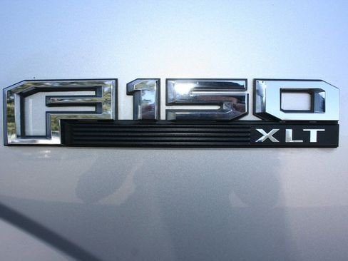 Used 2019 Ford F150 XLT AWD/4WD image 13