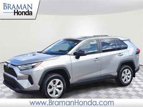 Used 2024 Toyota RAV4 LE image 1