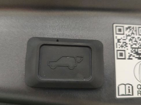 Used 2022 Toyota RAV4 XSE image 24