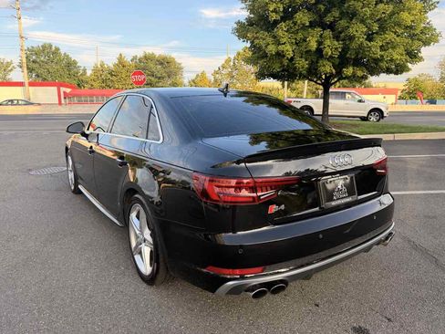 Used 2019 Audi S4 Premium Plus w/ Premium Plus Package AWD/4WD image 4
