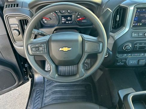 Used 2025 Chevrolet Silverado 1500 W/T w/ Trailering Package image 16