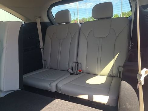 Used 2023 Kia Sorento S AWD/4WD image 26