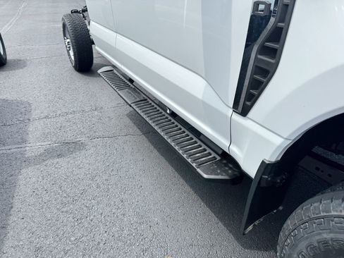 New 2025 Ford F350 XL w/ XL Chrome Package image 15