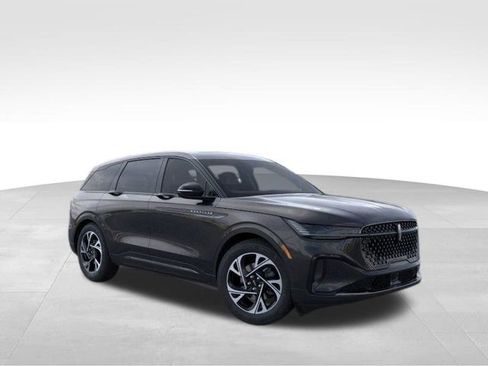 New 2026 Lincoln Nautilus Premier w/ Equipment Group 102A image 36