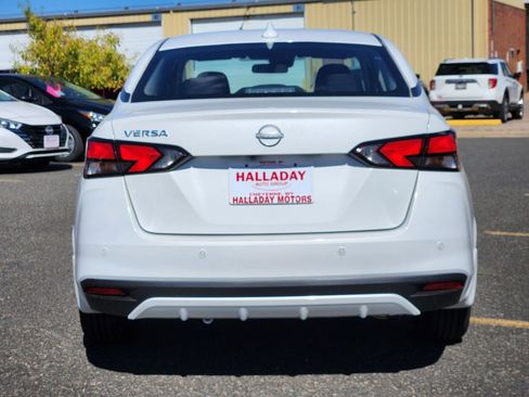 New 2025 Nissan Versa SV w/ Trunk Package image 4