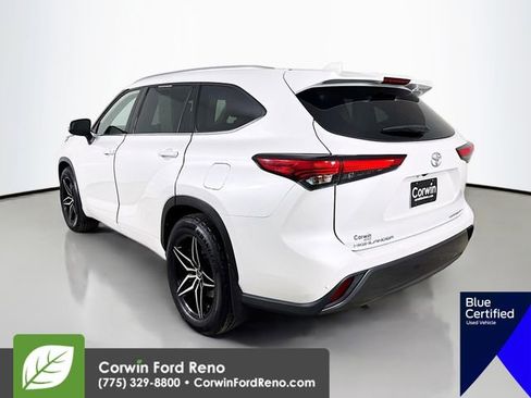 Used 2022 Toyota Highlander Limited image 5