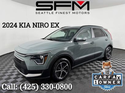 Used 2024 Kia Niro EX