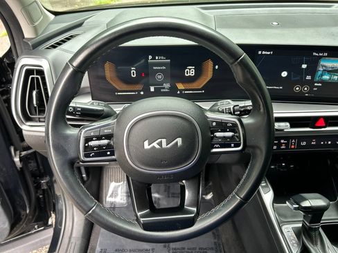 Used 2024 Kia Sorento S AWD/4WD image 22