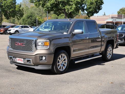 Used 2015 GMC Sierra 1500 Denali w/ Driver Alert Package image 4