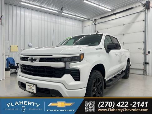 Used 2023 Chevrolet Silverado 1500 RST w/ Rally Edition AWD/4WD image 6