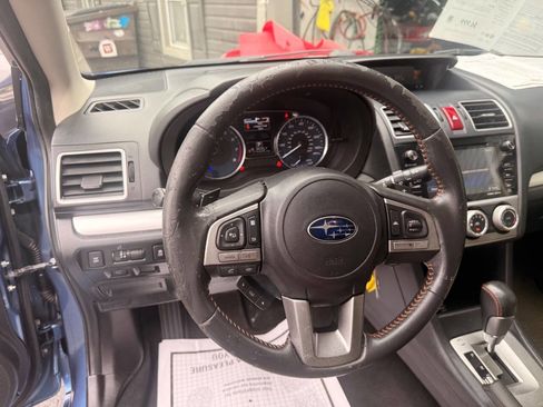 Used 2017 Subaru Crosstrek 2.0i Premium AWD/4WD image 18