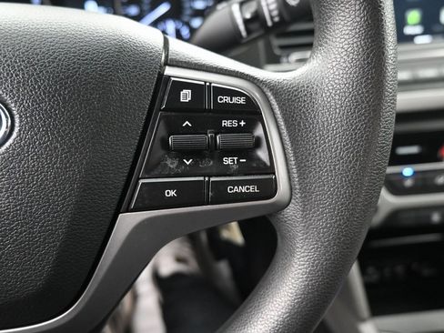 Used 2018 Hyundai Elantra SEL image 18