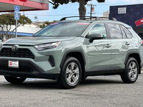 Certified 2023 Toyota RAV4 XLE w/ Convenience Package FWD image 8