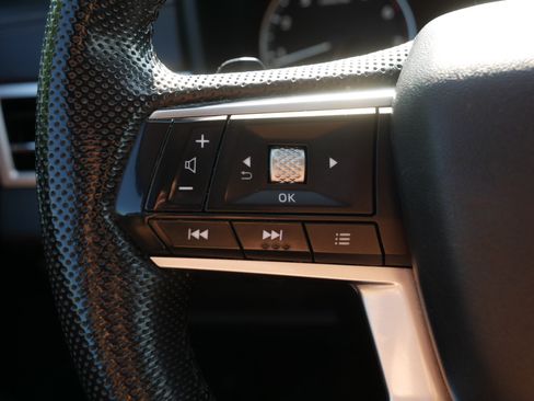 Used 2023 Mitsubishi Outlander SE AWD/4WD image 31