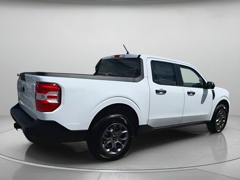 New 2025 Ford Maverick XLT w/ XLT Luxury Package AWD/4WD image 33