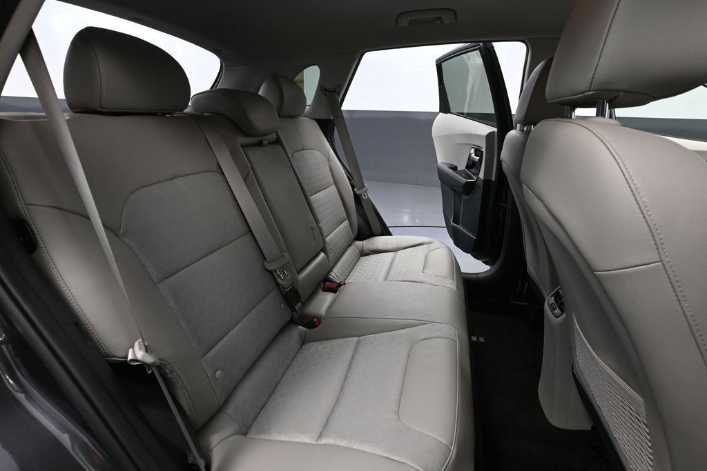 Used 2019 Kia Niro EX FWD image 33