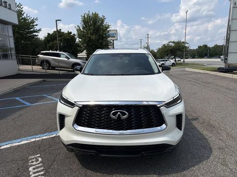 Certified 2023 INFINITI QX60 Luxe w/ Performance Audio Package AWD/4WD image 3