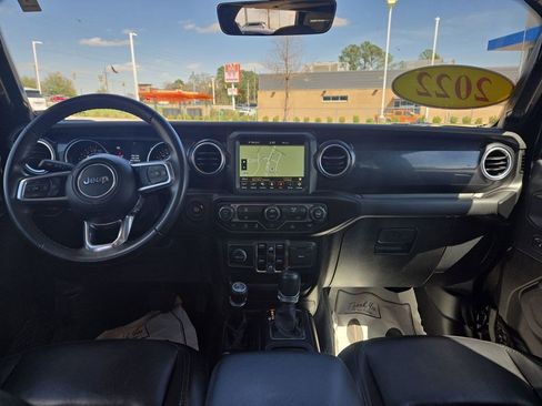 Used 2022 Jeep Wrangler Unlimited Sahara image 52