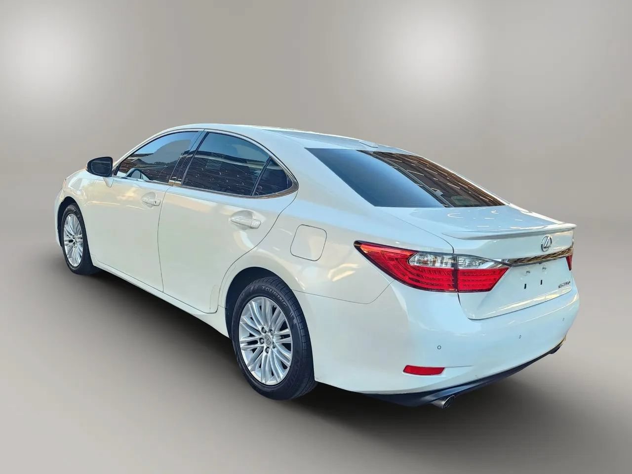 Used 2013 Lexus ES 350 w/ Premium Pkg FWD image 4