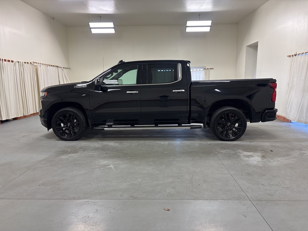 Used 2021 Chevrolet Silverado 1500 High Country w/ Z71 Off-Road Package AWD/4WD image 5