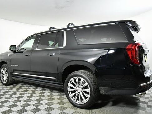 Used 2021 GMC Yukon XL Denali image 14
