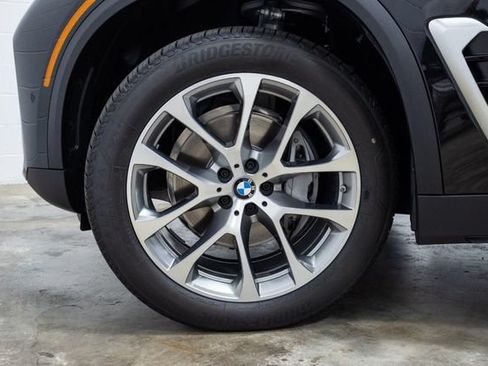 Certified 2026 BMW X5 xDrive40i w/ Premium Package AWD/4WD image 29