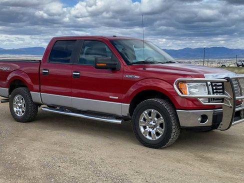 Used 2011 Ford F150 XLT w/ XLT Chrome Pkg image 2