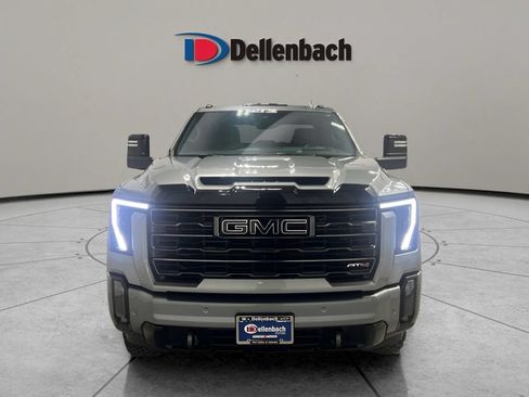 Used 2024 GMC Sierra 2500 AT4 w/ AT4 Premium Plus Package AWD/4WD image 7