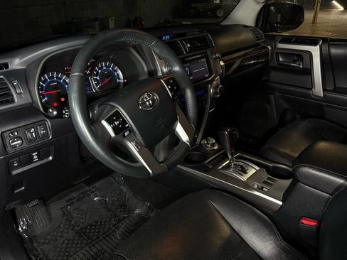 Used 2019 Toyota 4Runner Limited AWD/4WD image 10