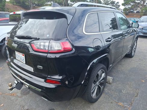 Used 2019 Jeep Cherokee Overland AWD/4WD image 8