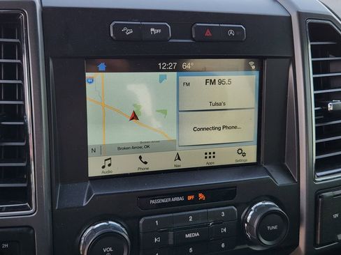 Used 2018 Ford F150 XLT w/ Equipment Group 302A Luxury image 23