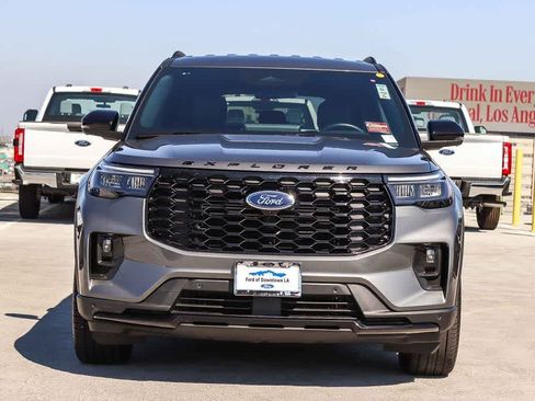 Certified 2025 Ford Explorer ST-Line w/ ST-Line Street Pack AWD/4WD image 2
