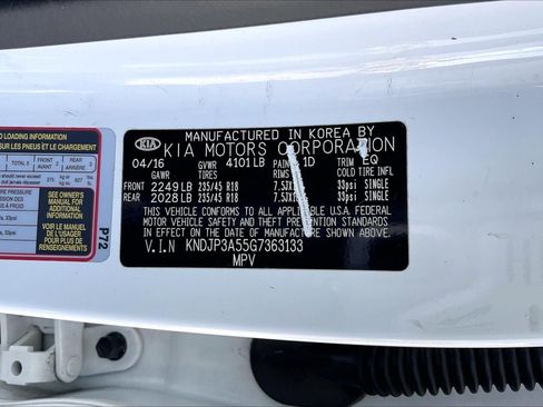 Used 2016 Kia Soul + w/ Soulful Package FWD image 34